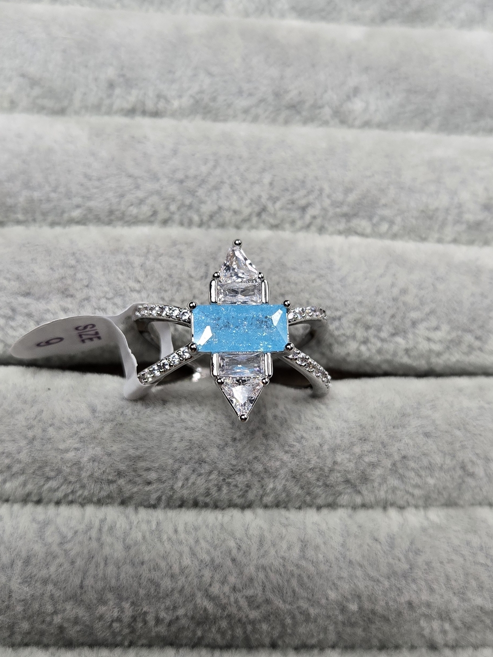 Size 9 Aqua Blue Ice Crystal Rhodium Plated Bomb Party Ring